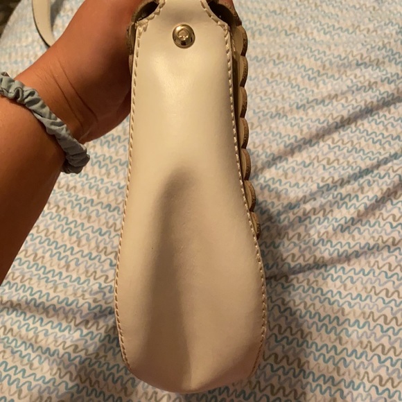 Kate Spade Scalloped Crossbody - Picture 4 of 10